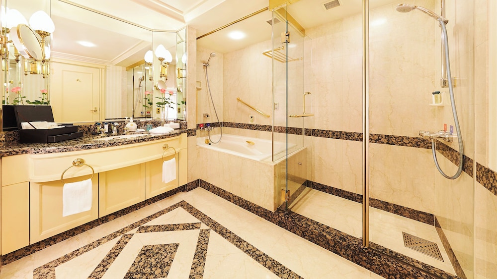 客室1 | リーガロイヤルホテル大阪 ヴィニェット コレクション by IHG