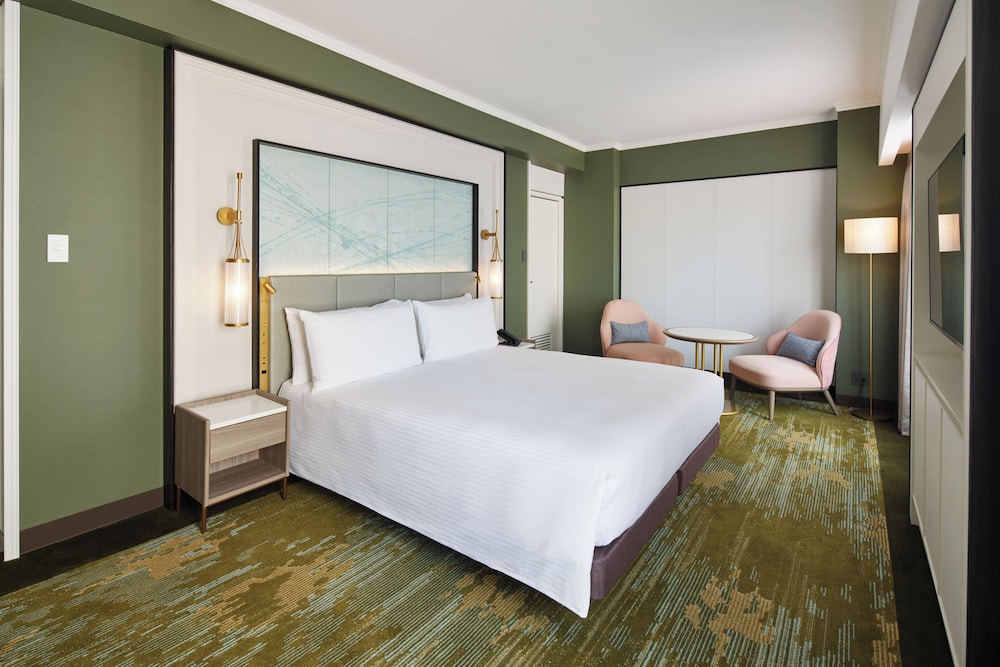 プレミアム ルーム キングベッド 1 台 (Separate Bath) 客室0 | リーガロイヤルホテル大阪 ヴィニェット コレクション by IHG