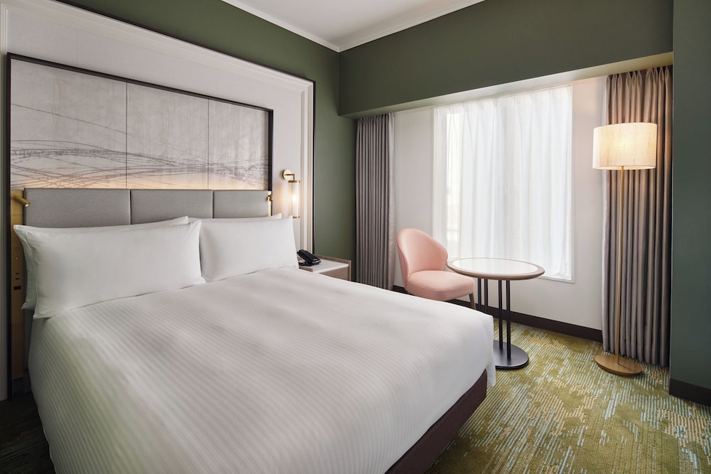 ルーム クイーンベッド 1 台 (Cosy) | リーガロイヤルホテル大阪 ヴィニェット コレクション by IHG