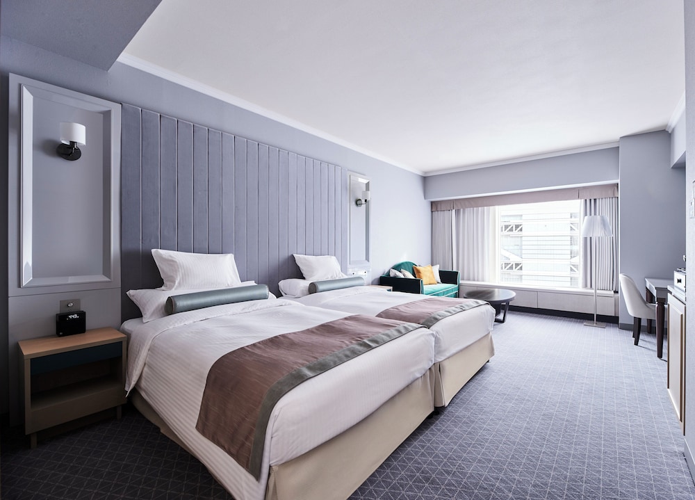 グランド ルーム シングルベッド 2 台 クラブラウンジ利用可 | リーガロイヤルホテル大阪 ヴィニェット コレクション by IHG