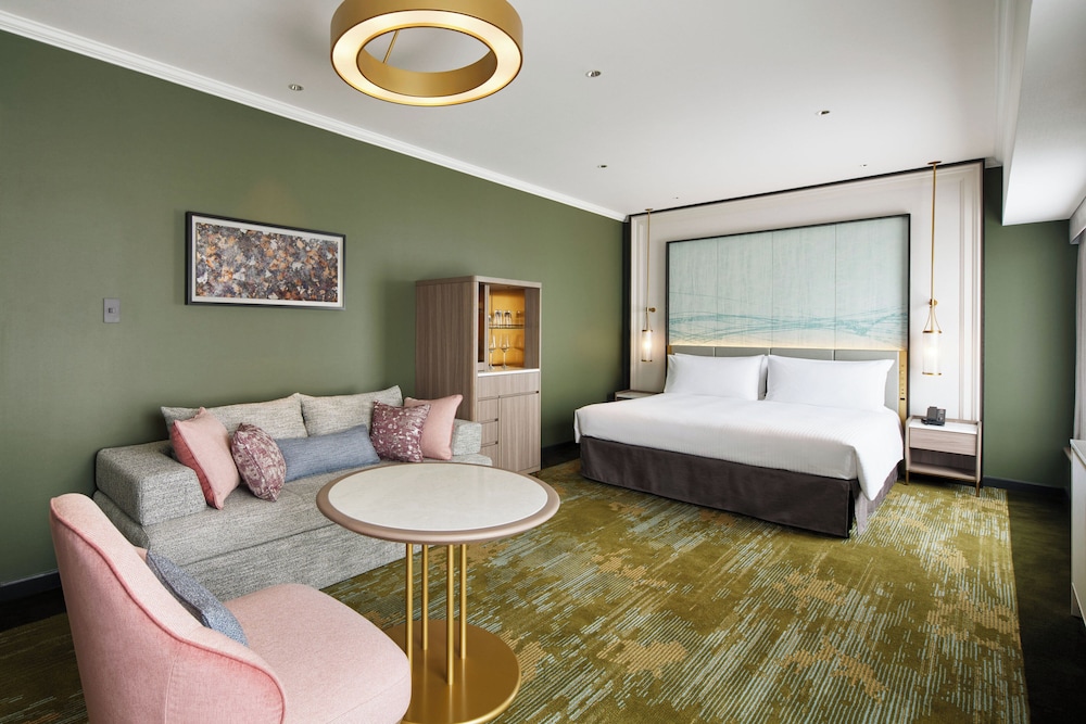 グランド ルーム キングベッド 1 台 客室0 | リーガロイヤルホテル大阪 ヴィニェット コレクション by IHG