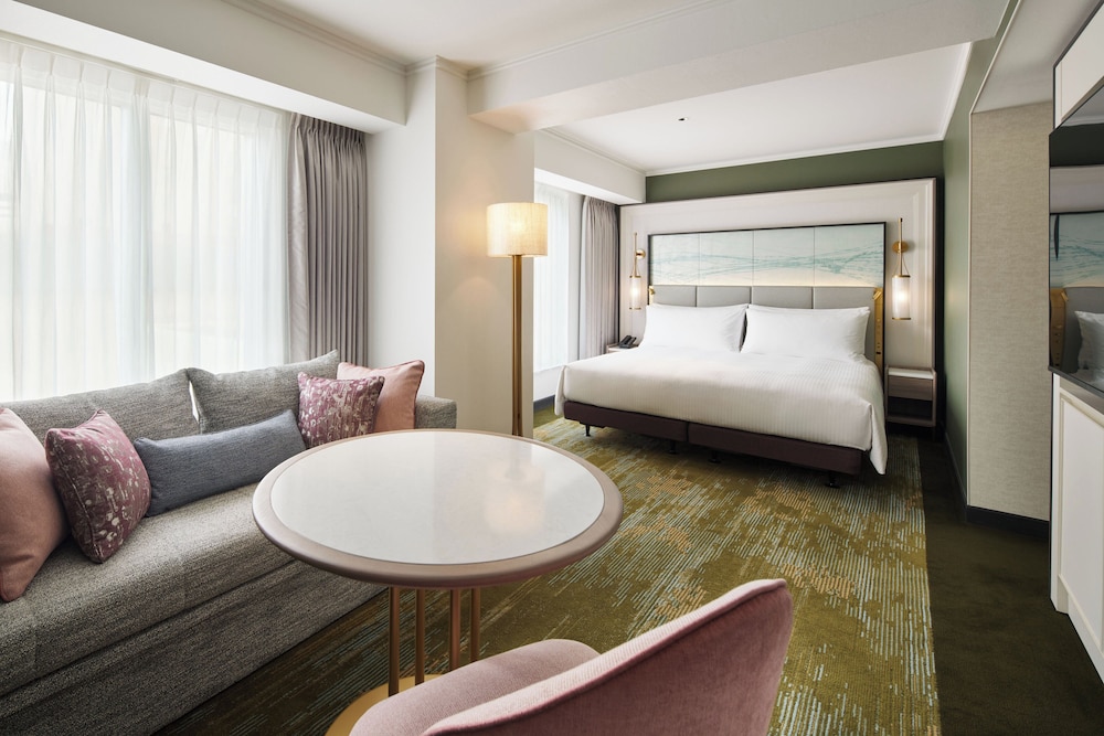 スイート キングベッド 1 台 客室1 | リーガロイヤルホテル大阪 ヴィニェット コレクション by IHG