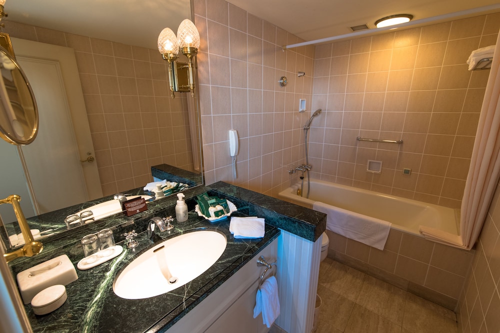 スタンダード ダブルルーム 禁煙 バスルーム0 | リーガロイヤルホテル 東京