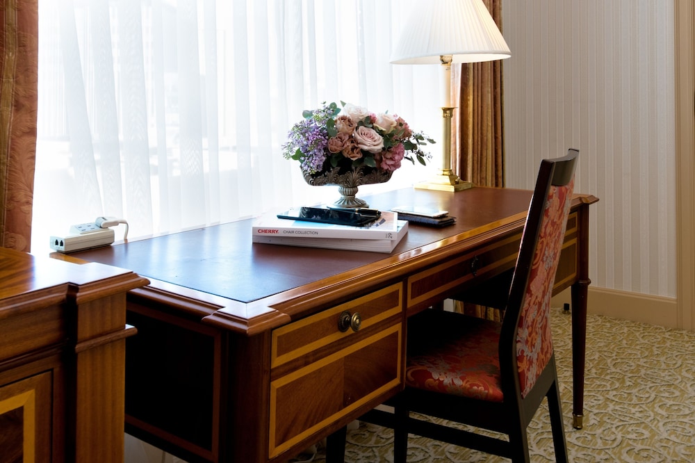 スタンダード ダブルルーム 禁煙 客室の設備とサービス3 | リーガロイヤルホテル 東京