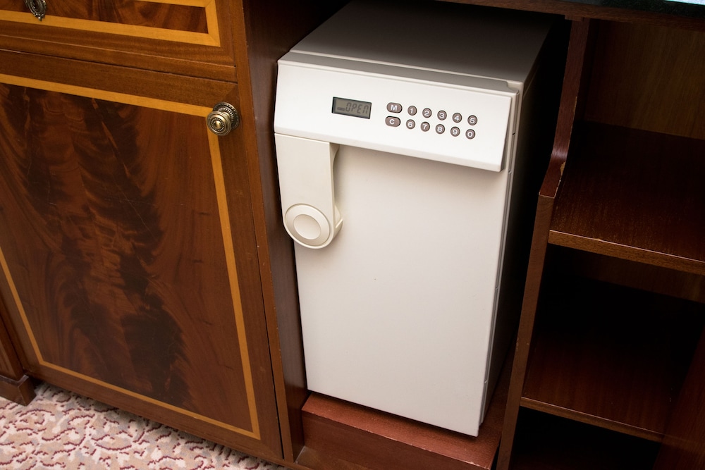 スタンダード ダブルルーム 禁煙 セーフティボックス0 | リーガロイヤルホテル 東京