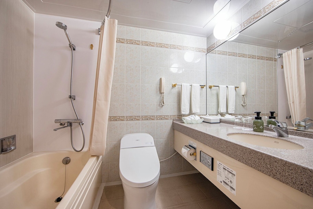 スーペリア ツインルーム シングルベッド 2 台 禁煙 バスルーム0 | インターナショナルガーデン成田