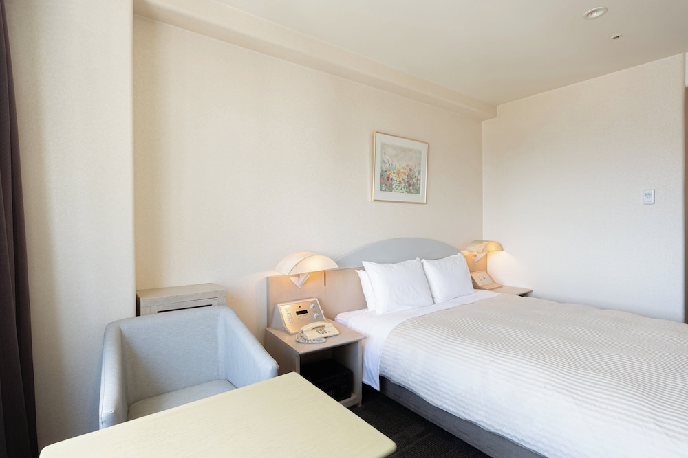 スタンダード ダブルルーム 禁煙 施設内の設備1 | 川越プリンスホテル