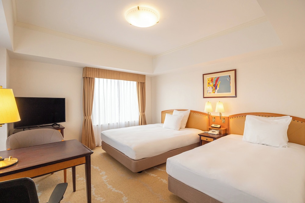 プレミアム ルーム クイーンベッド 1 台 客室1 | ANAクラウンプラザホテル富山 by IHG