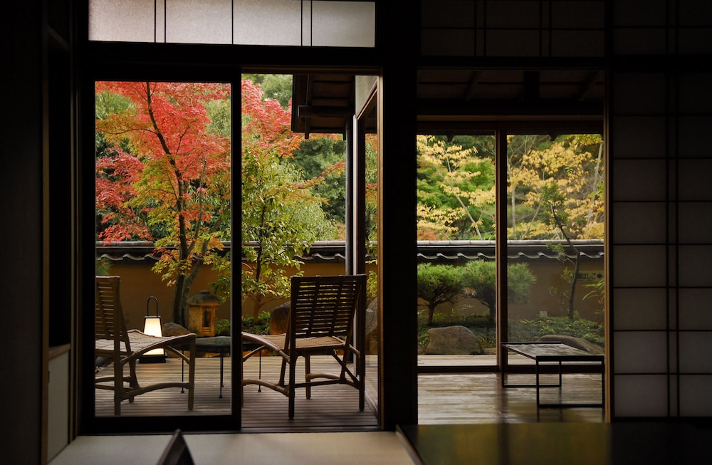 スタンダード客室 Cタイプ 禁煙 バルコニーからの眺望0 | 強羅花壇