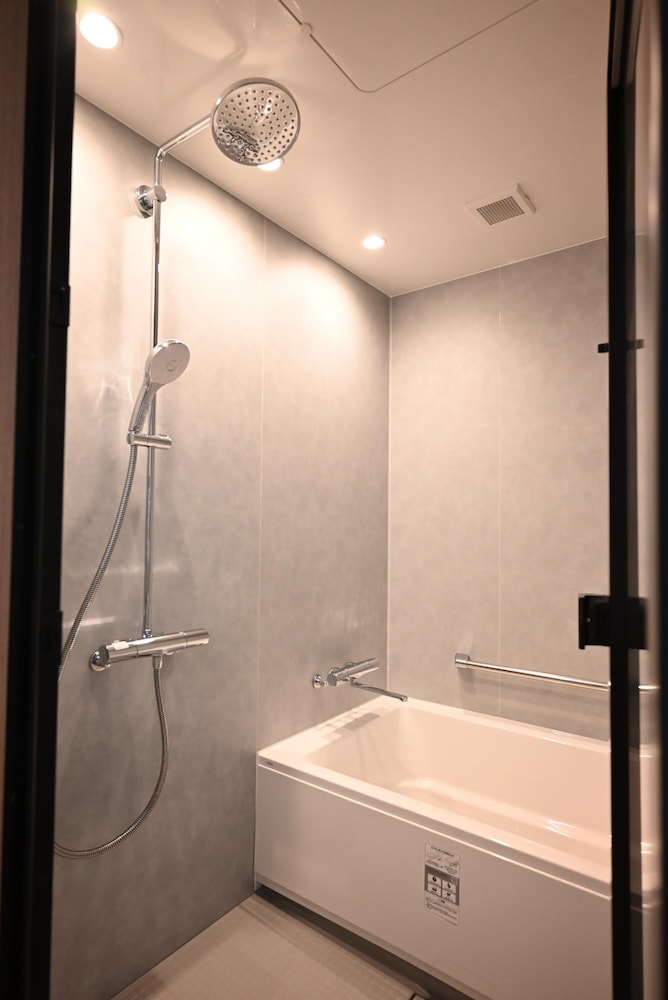 ルーム シングルベッド 2 台 バスルーム0 | 神戸マリオットホテル