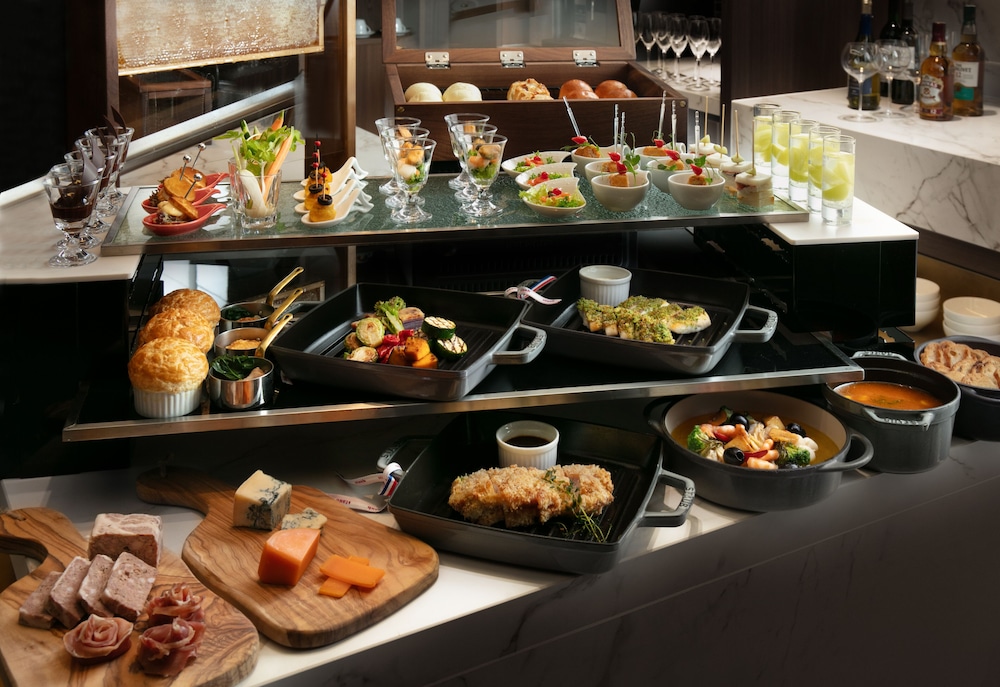 エスパシオ スーペリアダブル 専用ラウンジアクセス付 禁煙 エグゼクティブ ラウンジ3 | 名古屋観光ホテル