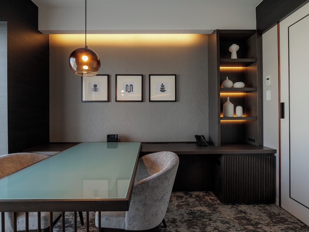 エスパシオ スーペリアダブル 専用ラウンジアクセス付 禁煙 客室の設備とサービス9 | 名古屋観光ホテル