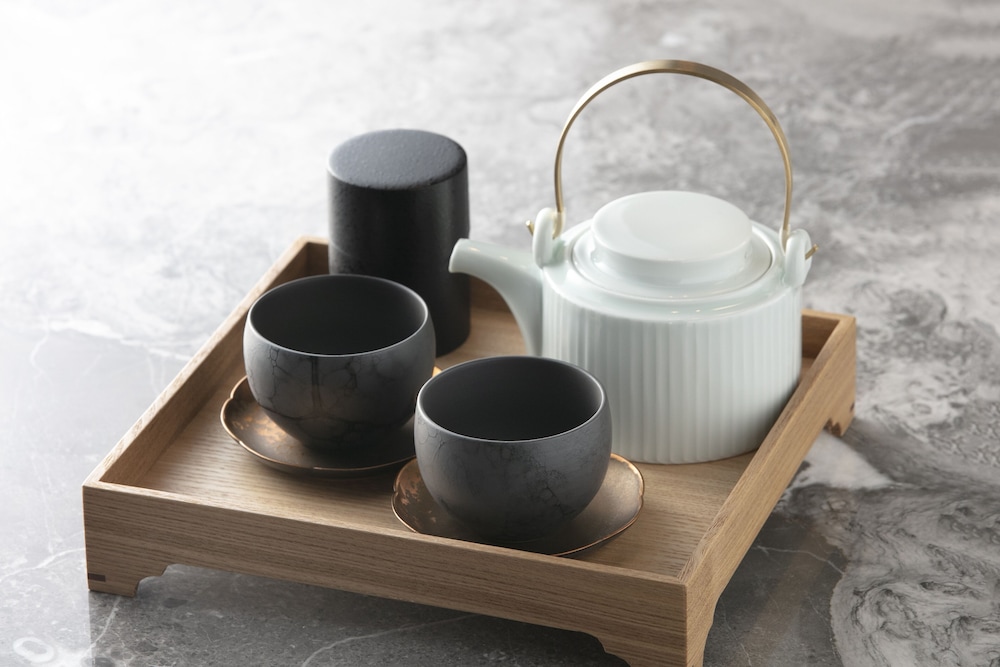 エスパシオ スーペリアダブル 専用ラウンジアクセス付 禁煙 客室の設備とサービス0 | 名古屋観光ホテル