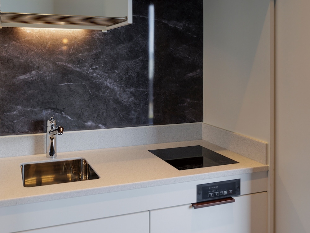 エスパシオ スーペリアダブル 専用ラウンジアクセス付 禁煙 専用キッチン0 | 名古屋観光ホテル