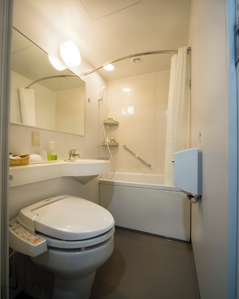 禁煙 25平米 トリプル (スタンダードツイン 3名1室) バスルーム0 | ホテル グランヴィア大阪