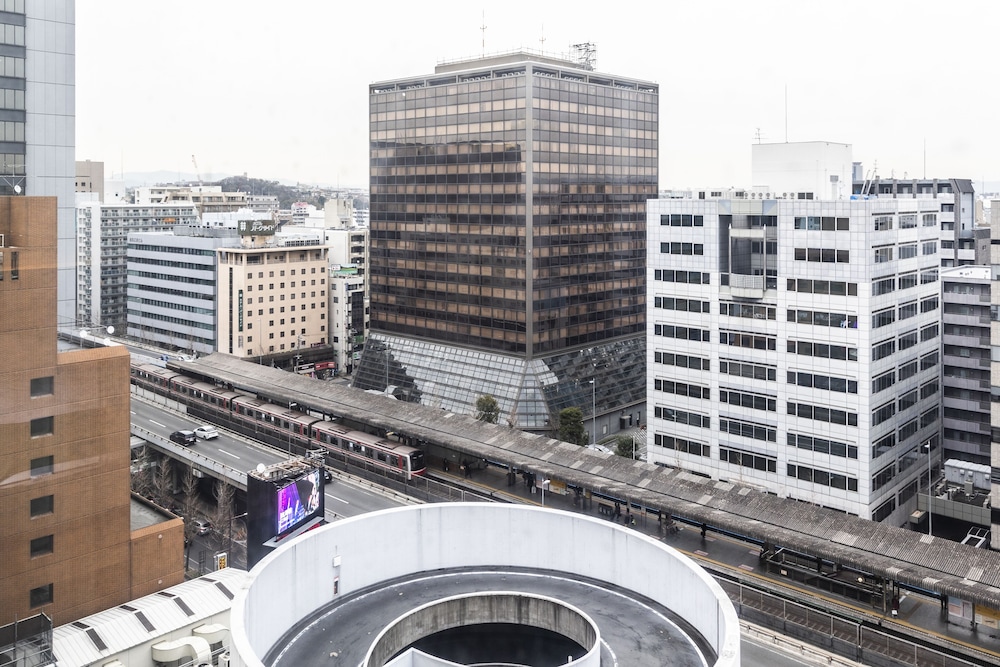 スタンダードダブル 禁煙 シティ ビュー0 | 新大阪江坂東急REIホテル