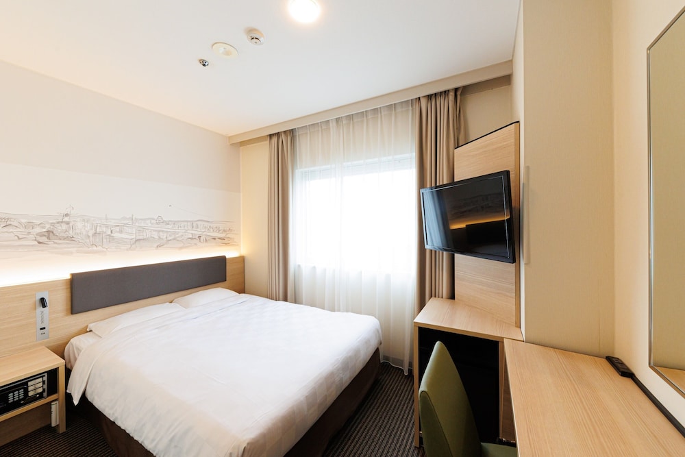 スタンダードダブル 禁煙 | 新大阪江坂東急REIホテル