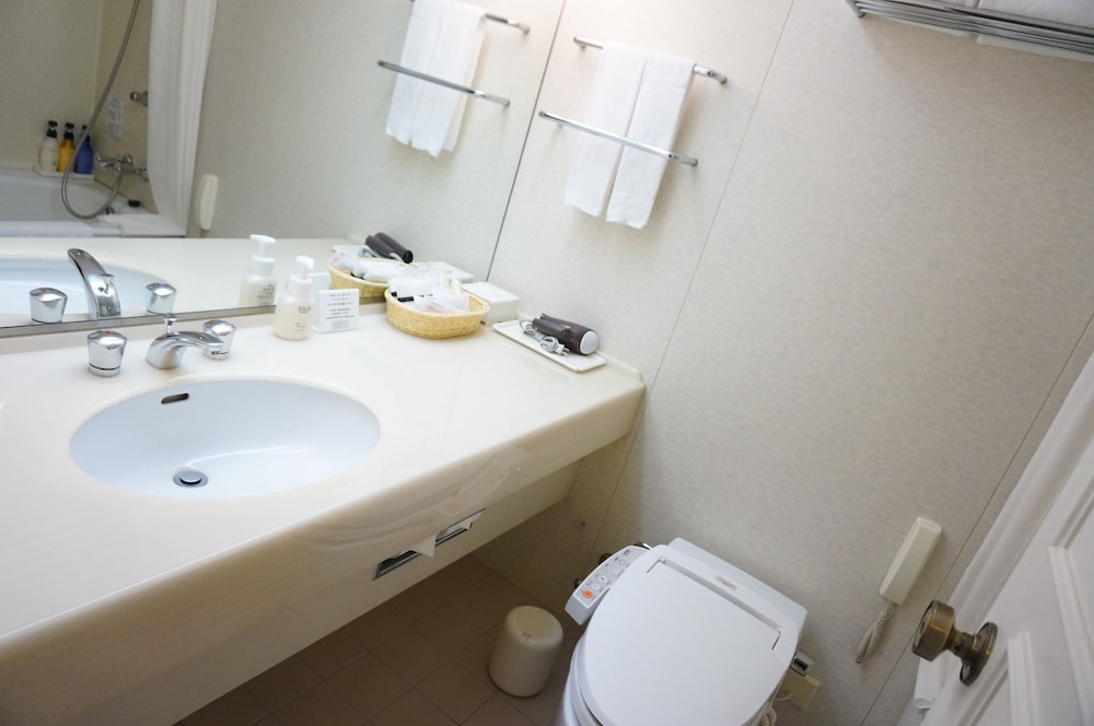 [禁煙] スーペリアツイン (2名利用) (1フロアに1部屋/隣同士不可) バスルーム0 | ホテルイースト２１東京