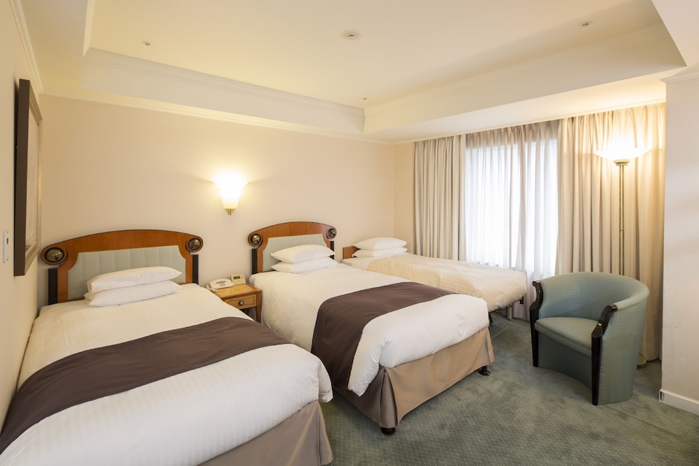 [禁煙] スーペリアツイン with エキストラベッド (1フロアに1部屋/隣同士不可) | ホテルイースト２１東京