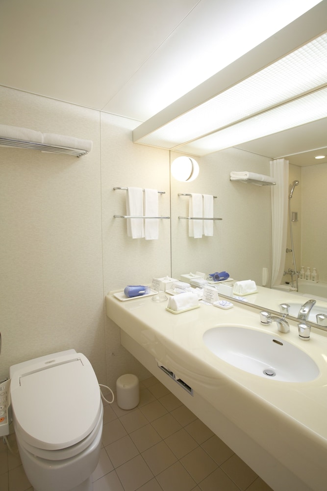 [禁煙] ツインルーム バスルーム0 | ホテルイースト２１東京