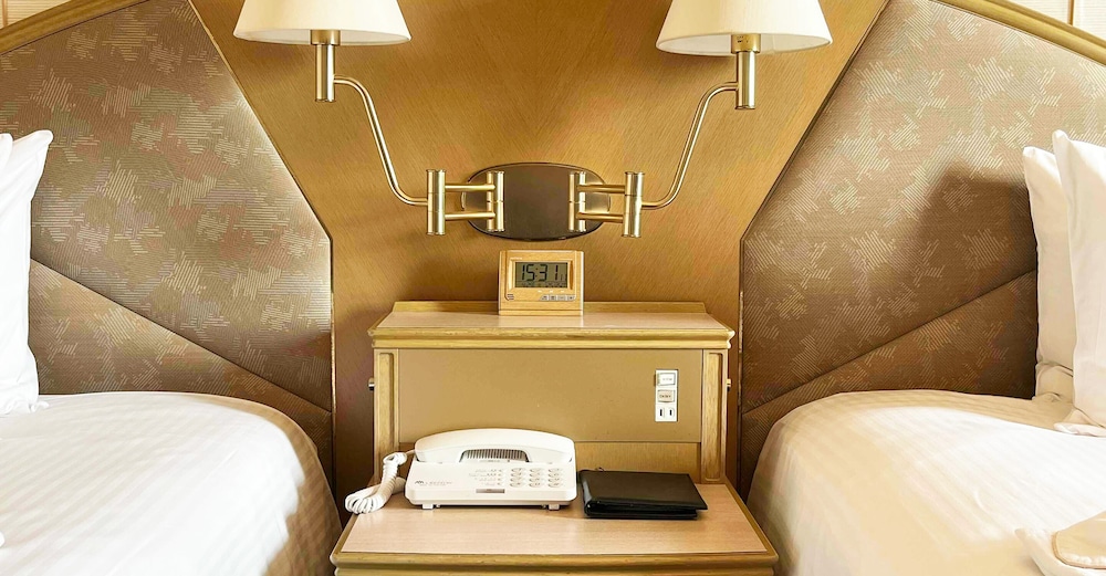 モデレート ツインルーム 禁煙 (High Floor) 客室1 | 銀座クレストン