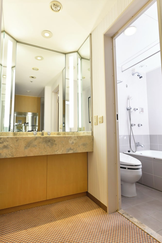 [チェックイン15：00] タワーベイビュー ツイン 喫煙可 バスルーム0 | ホテル ニュー グランド