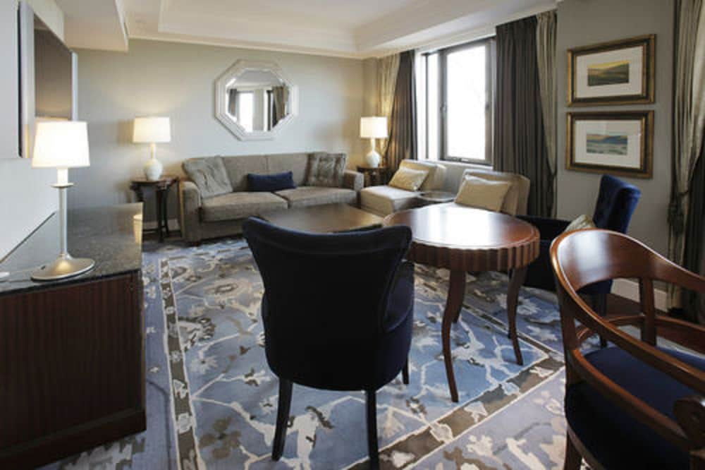 [チェックイン15：00] 本館 グランドスイート ダブル 禁煙 客室1 | ホテル ニュー グランド