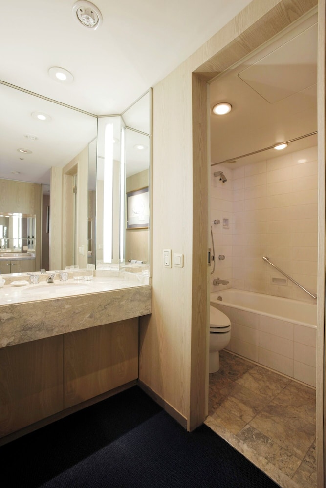 [チェックイン15：00] スタンダード ツインルーム 喫煙可 タワー バスルーム0 | ホテル ニュー グランド