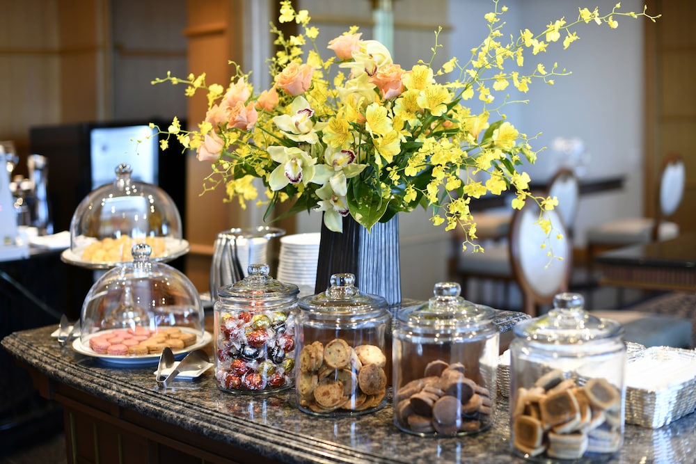 [チェックイン15：00] タワープルミエスイートツイン（禁煙） 客室6 | ホテル ニュー グランド