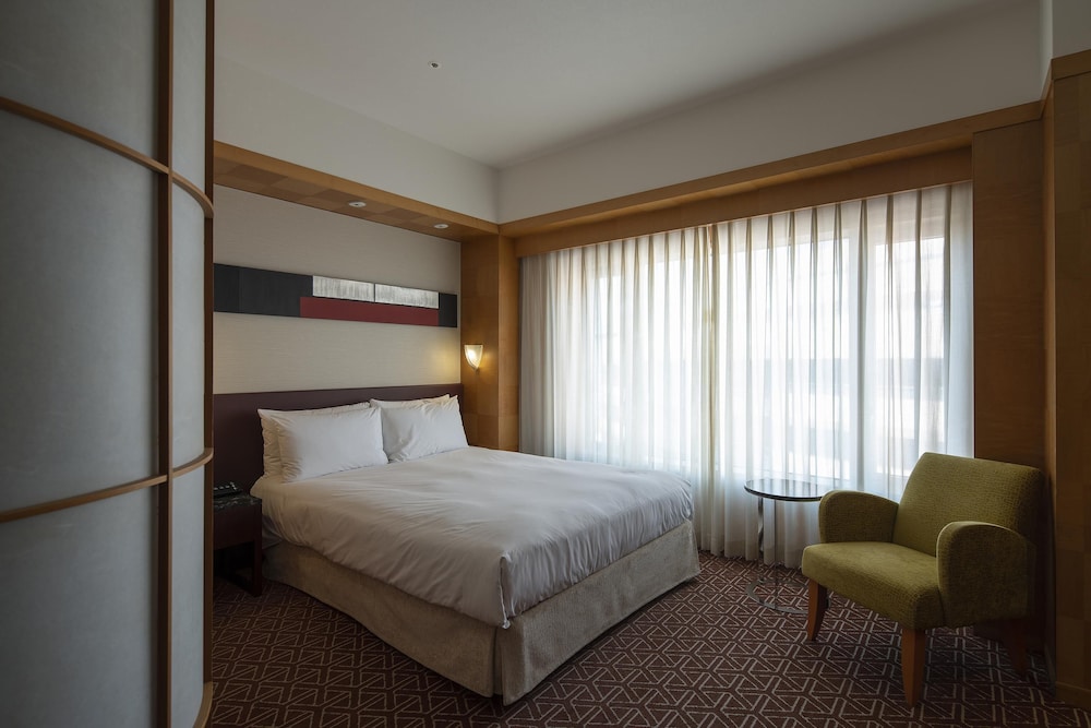 クラブ ルーム クイーンベッド 1 台 | グランドハイアット 福岡