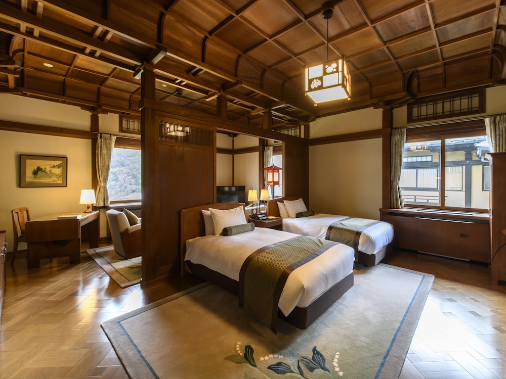 花御殿 ジュニアスイート 客室1 | 富士屋ホテル