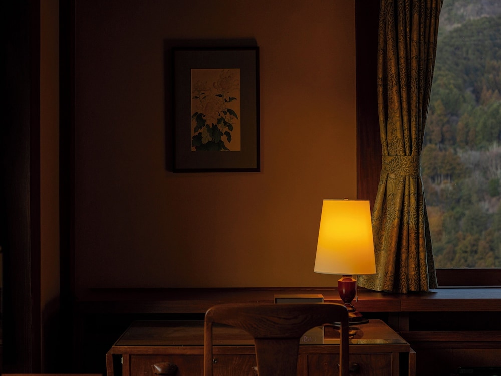 花御殿 ヘリテイジルーム 菊 客室6 | 富士屋ホテル