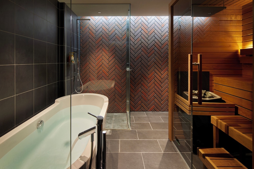 デラックス スイート 禁煙 バスルーム1 | ニセコノーザンリゾート・アンヌプリ