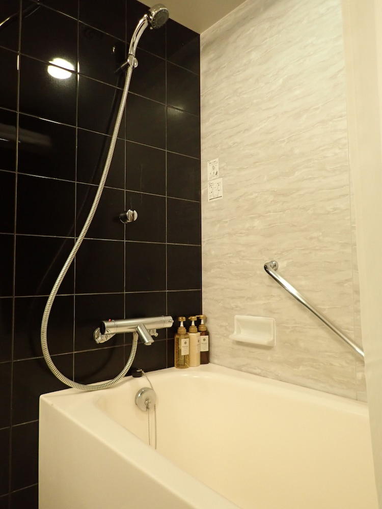 スタンダード ツインルーム 禁煙 バスルーム0 | ニセコノーザンリゾート・アンヌプリ