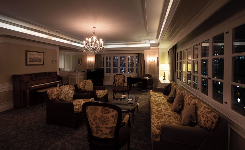 (クラブフロア)プリンススイートキング ラウンジ利用込 禁煙 リビング エリア0 | グランドプリンスホテル高輪