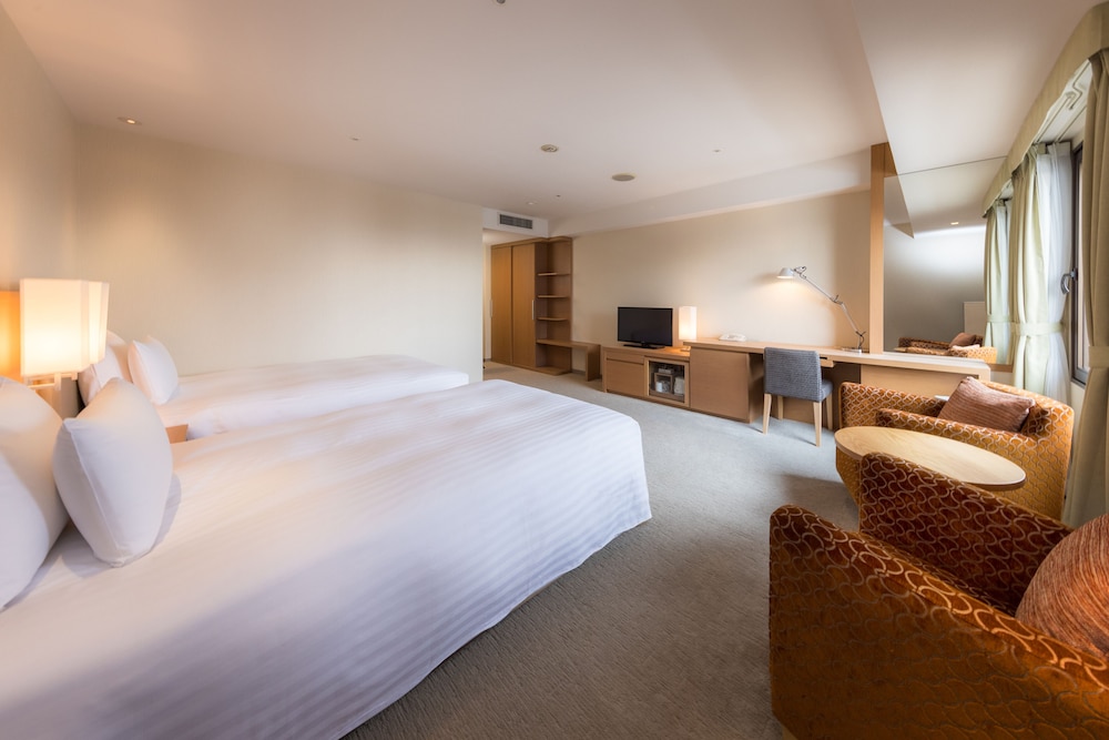 スーペリア ツインルーム 喫煙可 客室1 | ホテルアソシア静岡