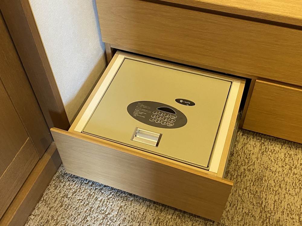 スタンダード ダブルルーム喫煙 セーフティボックス0 | ホテルアソシア静岡