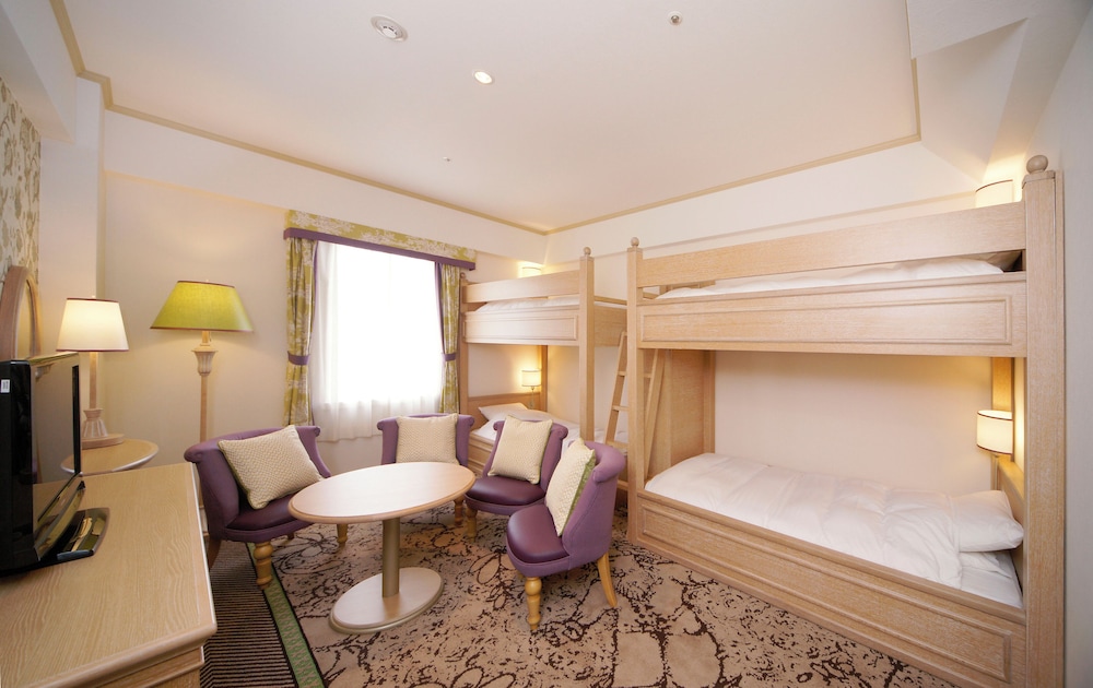 4 人部屋 (Party 4) | ホテル日航ハウステンボス