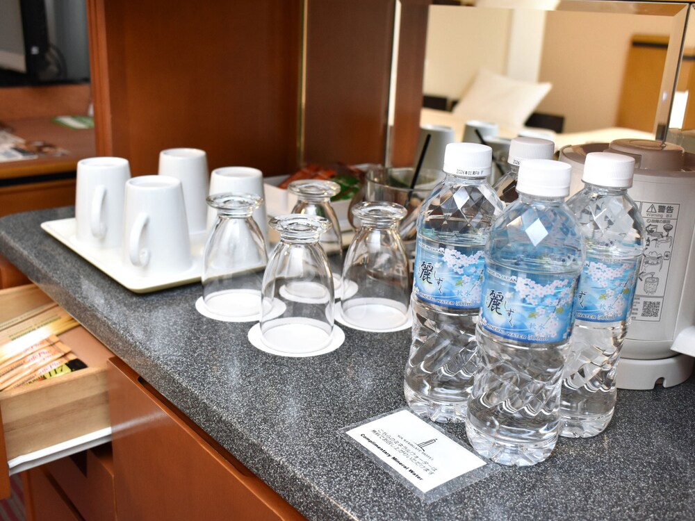 デラックス 4 人部屋 禁煙 コーナー 客室2 | スターゲイトホテル関西エアポート