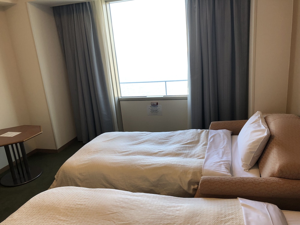 トリプルルーム 禁煙 (Superior Twin + 1 Extra Bed) 客室4 | スターゲイトホテル関西エアポート