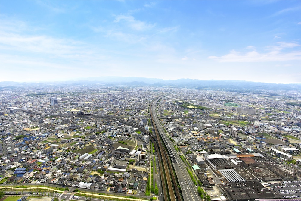 デラックス 4 人部屋 喫煙可 コーナー シティ ビュー0 | スターゲイトホテル関西エアポート