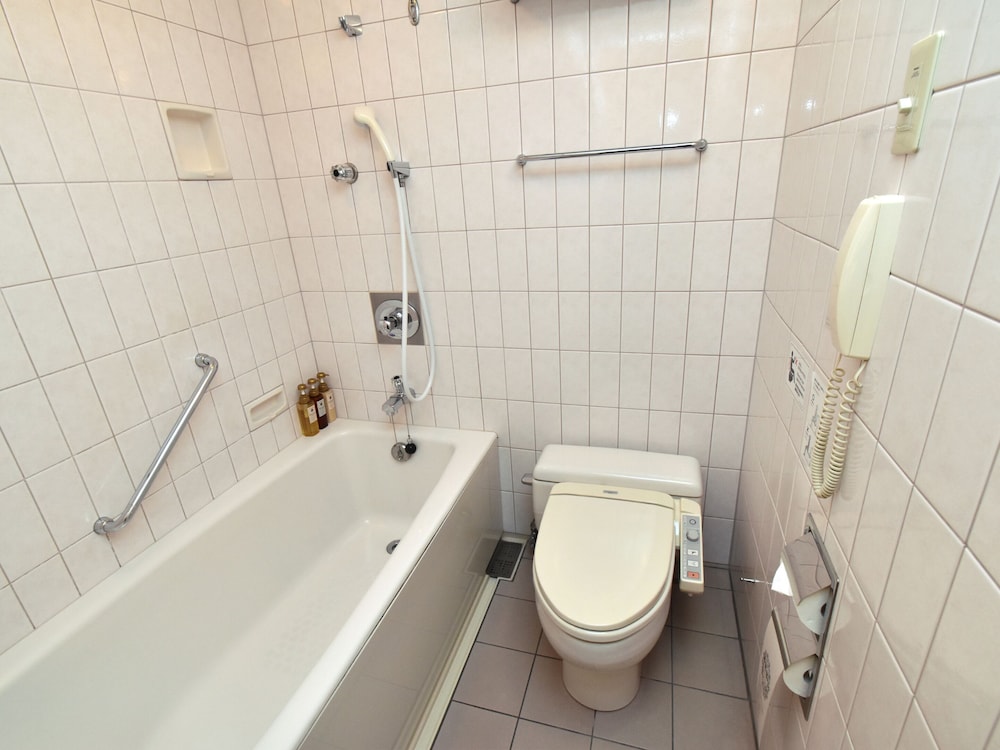 スーペリア ダブルルーム 喫煙可 ベイビュー バスルーム1 | スターゲイトホテル関西エアポート