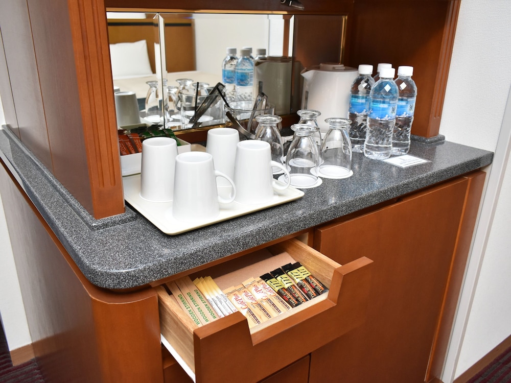 デラックス 4 人部屋 禁煙 コーナー 客室1 | スターゲイトホテル関西エアポート