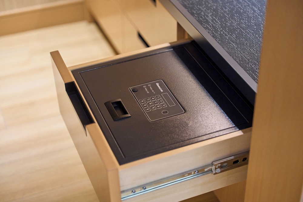 ダブルルーム 禁煙 セーフティボックス0 | セルリアンタワー東急ホテル