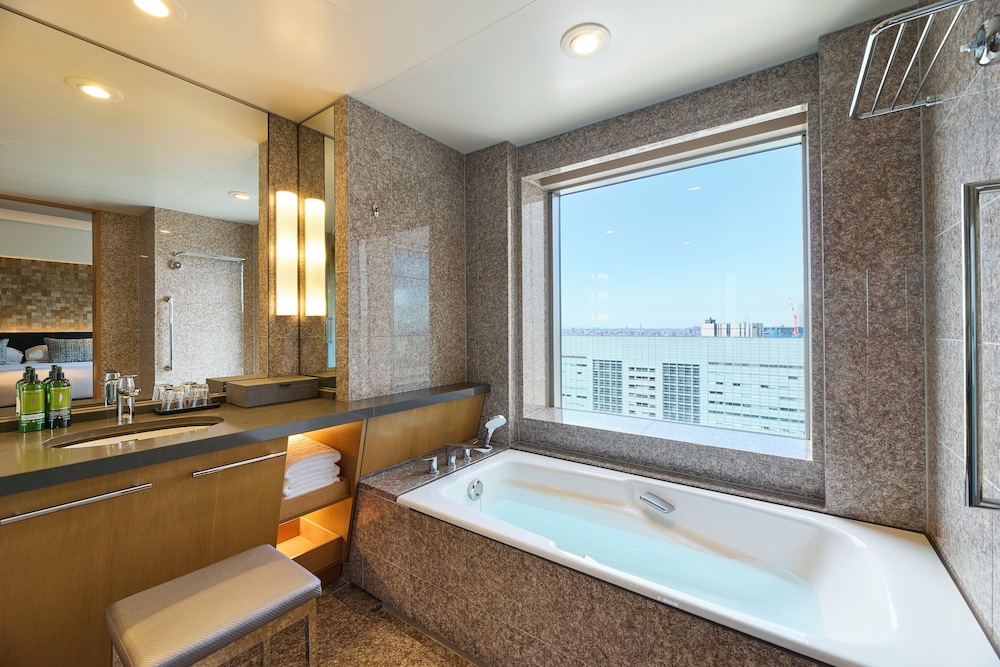 コンフォートコーナーキング 禁煙 バスルーム0 | セルリアンタワー東急ホテル