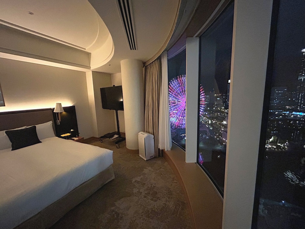 ラグジュアリーハーバーキング パークビュー 禁煙 客室1 | 横浜ベイホテル東急