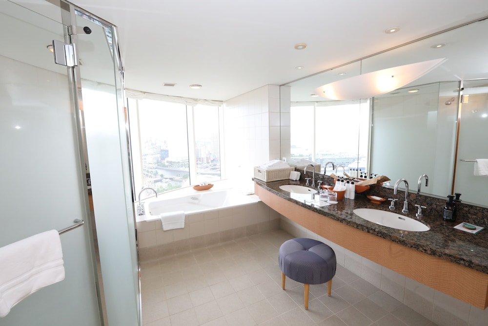 [高層階]ヨコハマフロアラグジュアリー オーシャンツインベイビュー 禁煙 バスルーム1 | 横浜ベイホテル東急