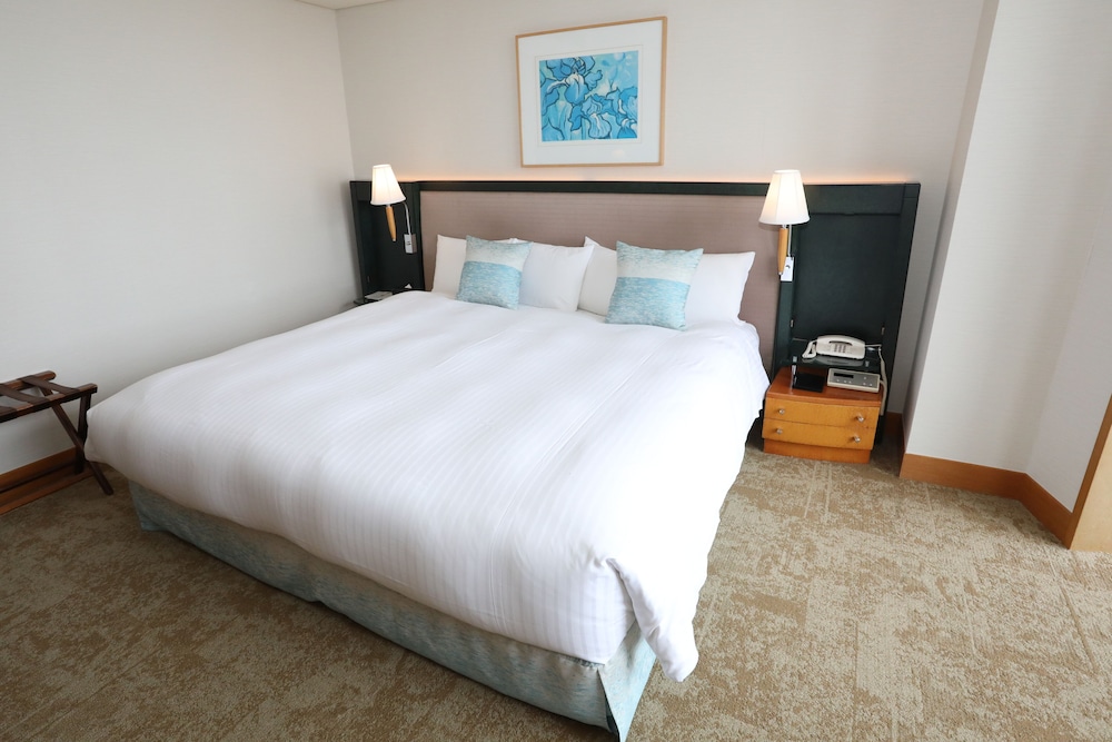 [高層階]ヨコハマフロアキングベイビュー　禁煙 客室2 | 横浜ベイホテル東急