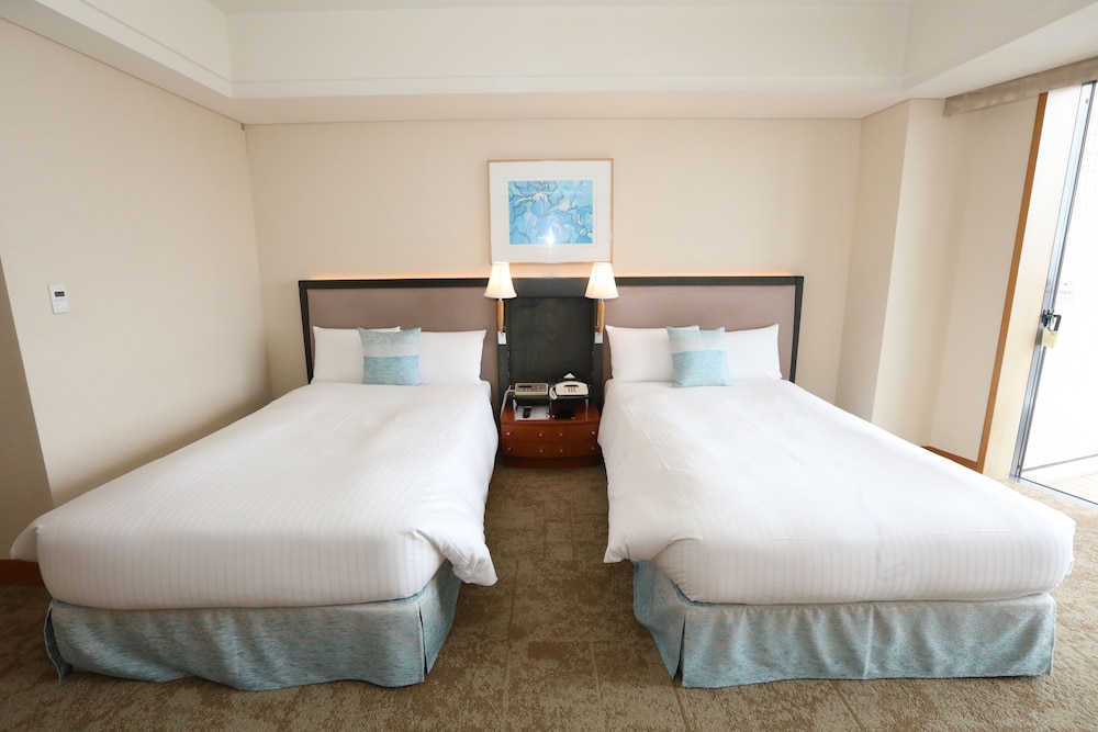 [高層階]ヨコハマフロアラグジュアリー オーシャンツインベイビュー 禁煙 客室2 | 横浜ベイホテル東急