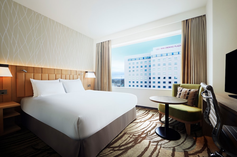 プレミアム ルーム クイーンベッド 1 台 | ANAクラウンプラザホテル千歳 by IHG
